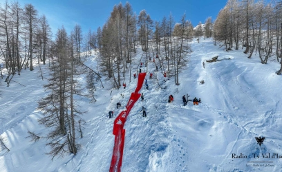 Les pisteurs enneigent le goulet des Santons